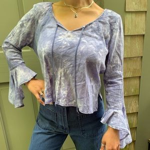 Vintage Y2K 90s tye dye angel sleeve top